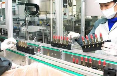 東方美谷迎盛會(huì) 國(guó)際化妝品大會(huì)在奉賢開幕，引領(lǐng)行業(yè)技術(shù)新浪潮